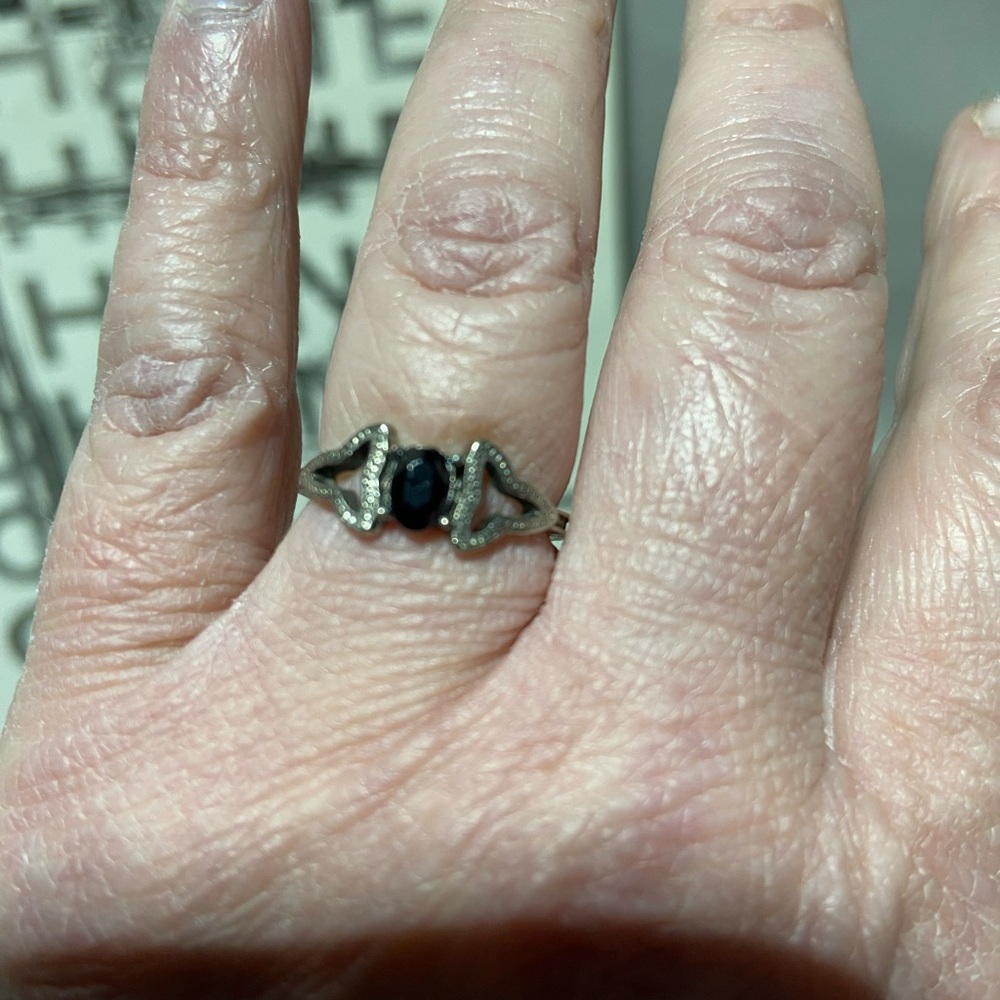 Vintage Inspired Cutout Silver Tone Ring With Round Black Faux Stone